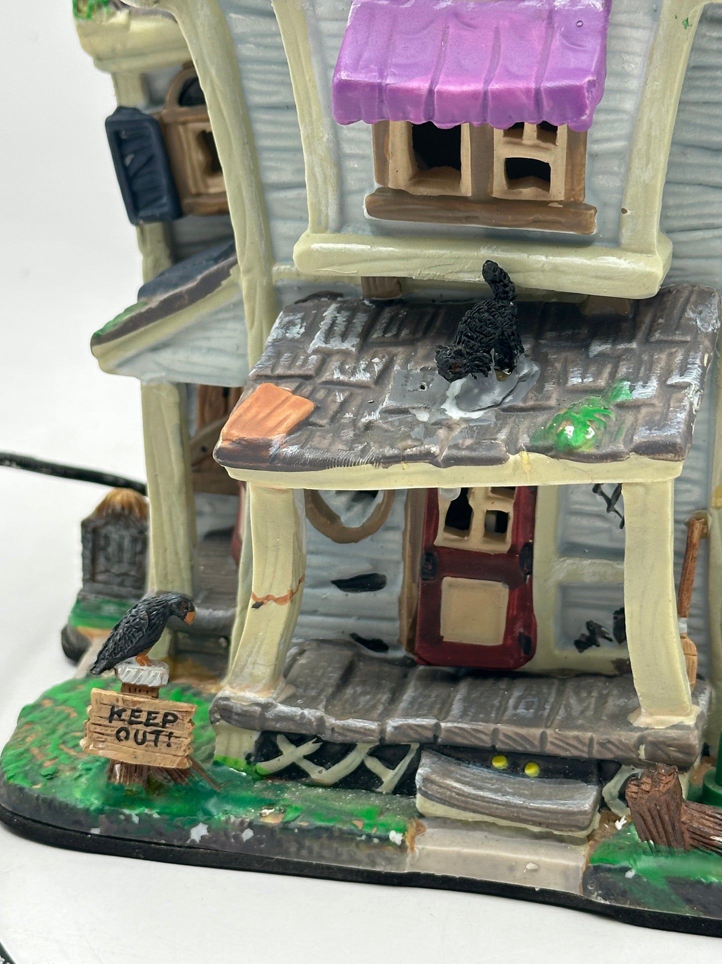 Lemax Spooky Town - Goosebumps Manor