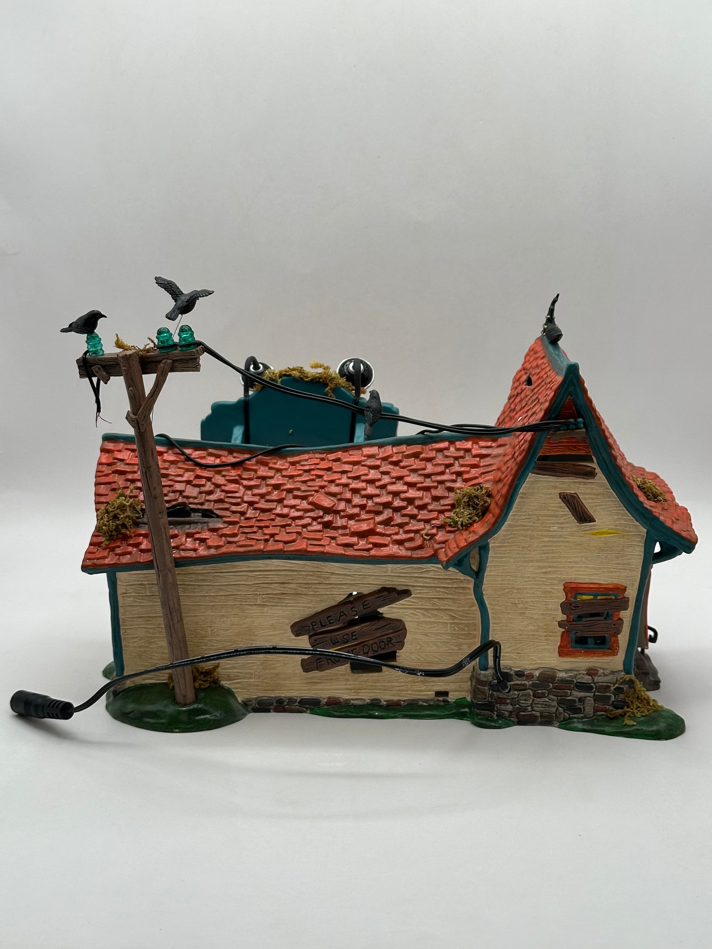 Department 56 - Dead End Motel - Snow Village Halloween