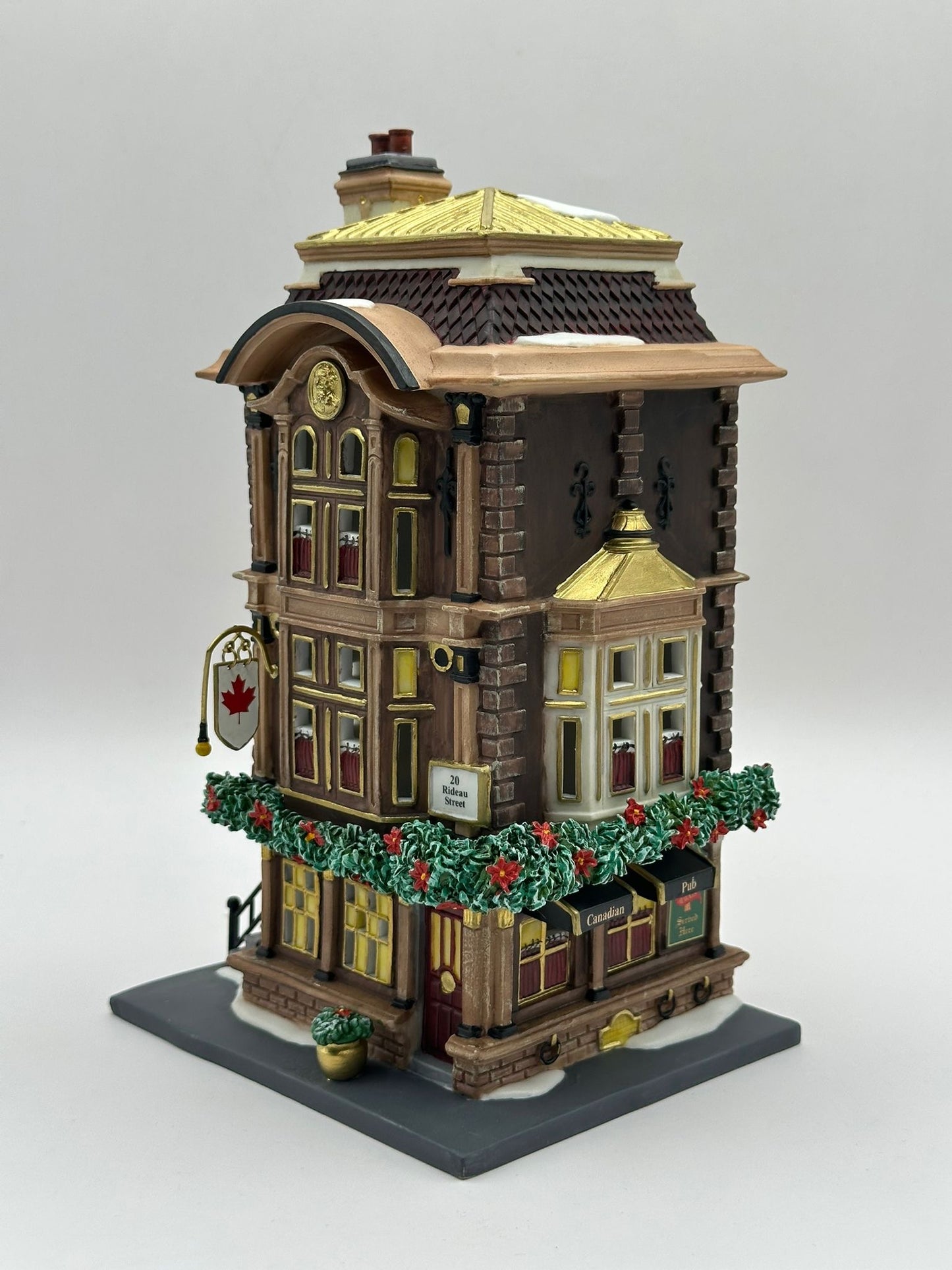 Department 56 - Canadian Pub - Dickens' Village