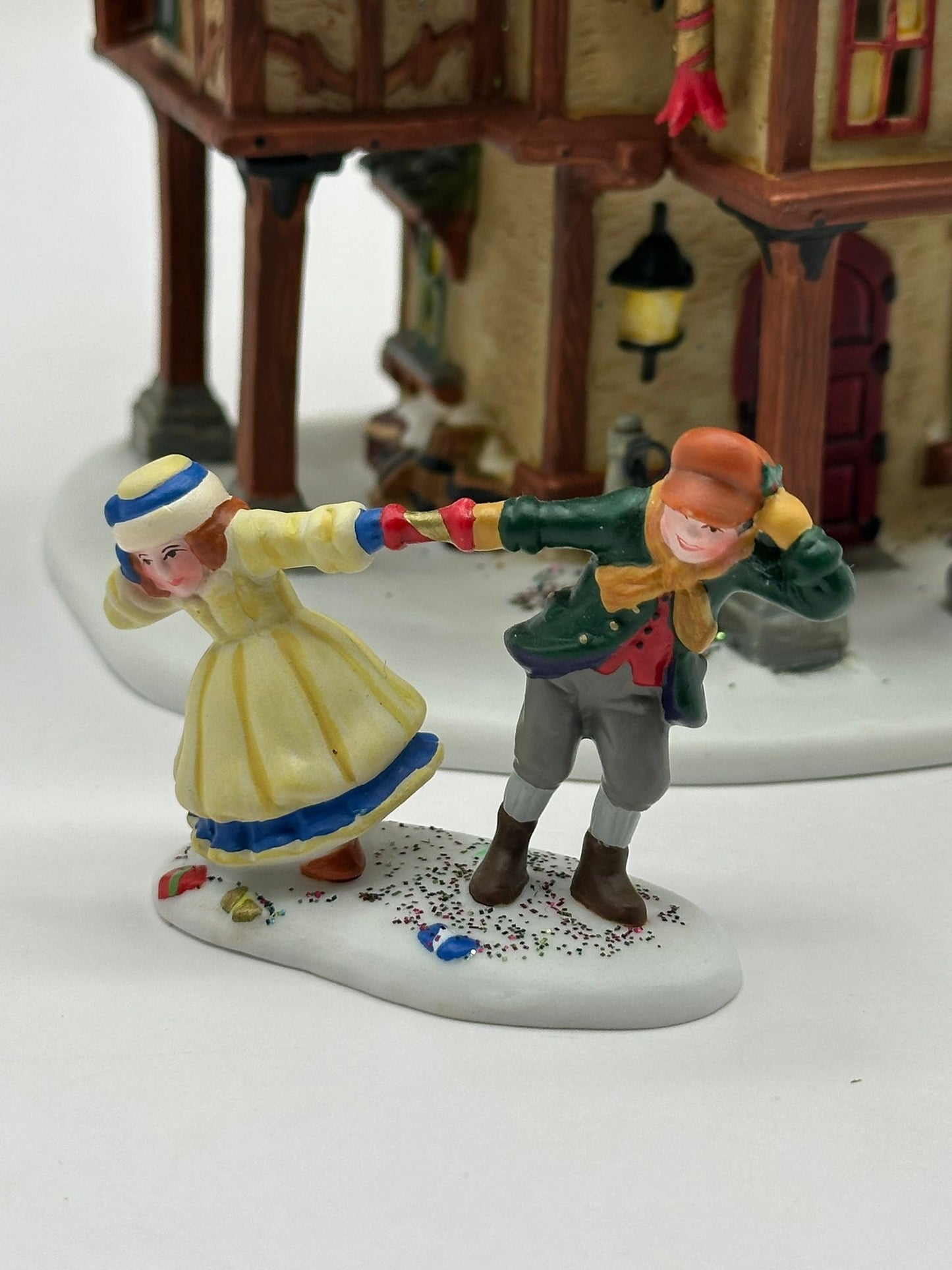 Department 56 - T. Smith Christmas Crackers - Dickens' Village