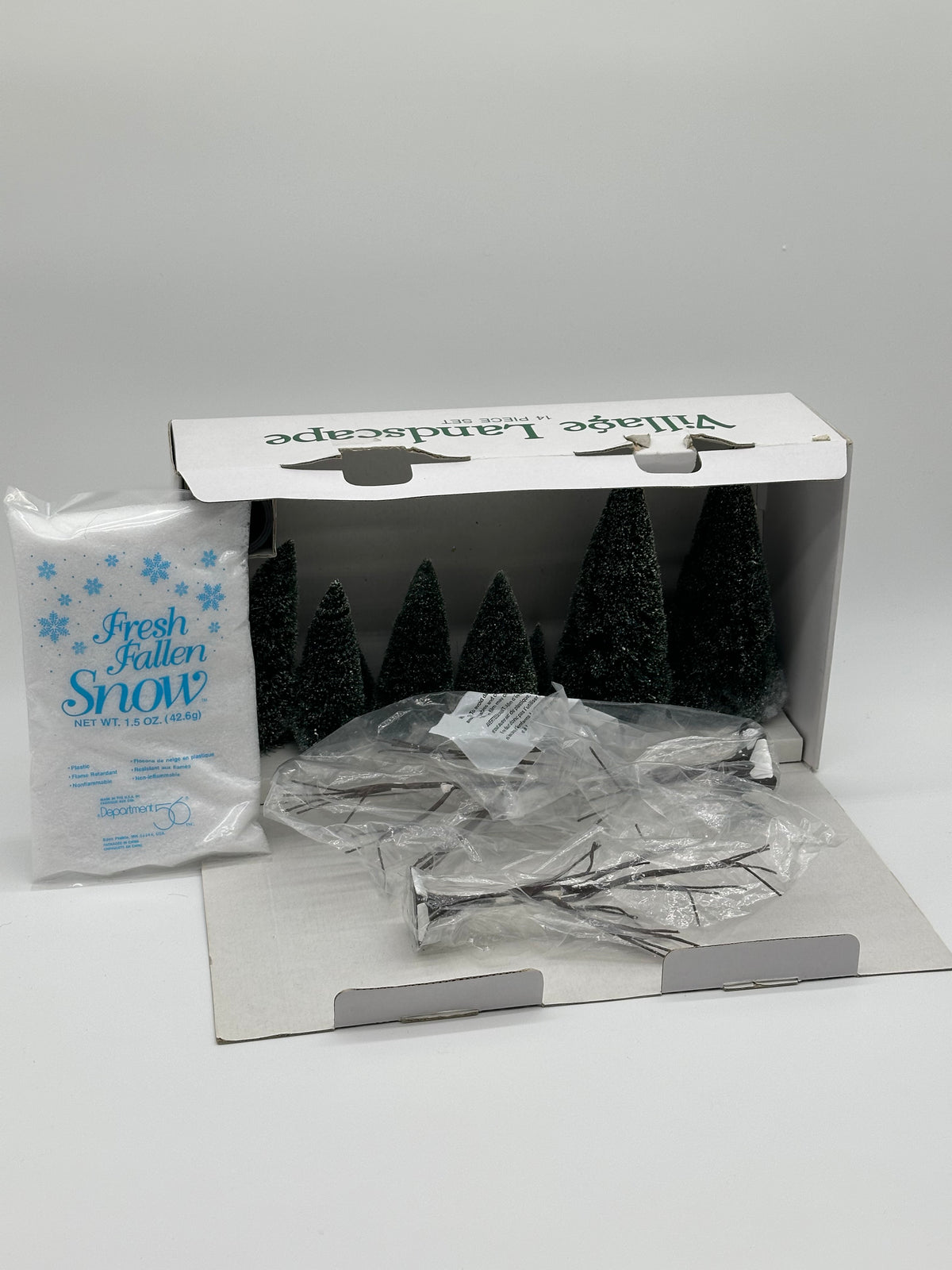 Department 56 - Village Landscape 14 Piece Set - Village Accessories