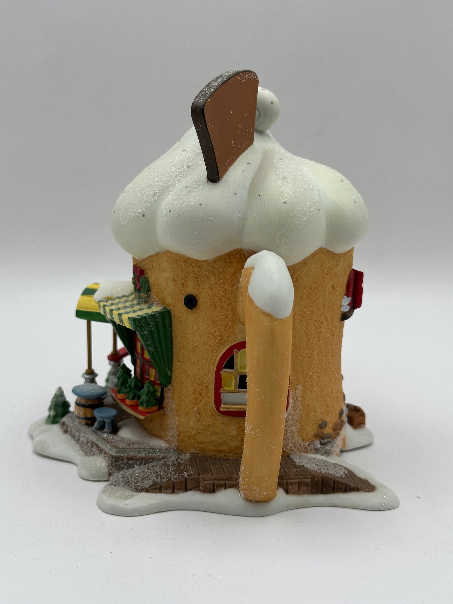 Department 56 - The Egg Nog Pub - North Pole Series