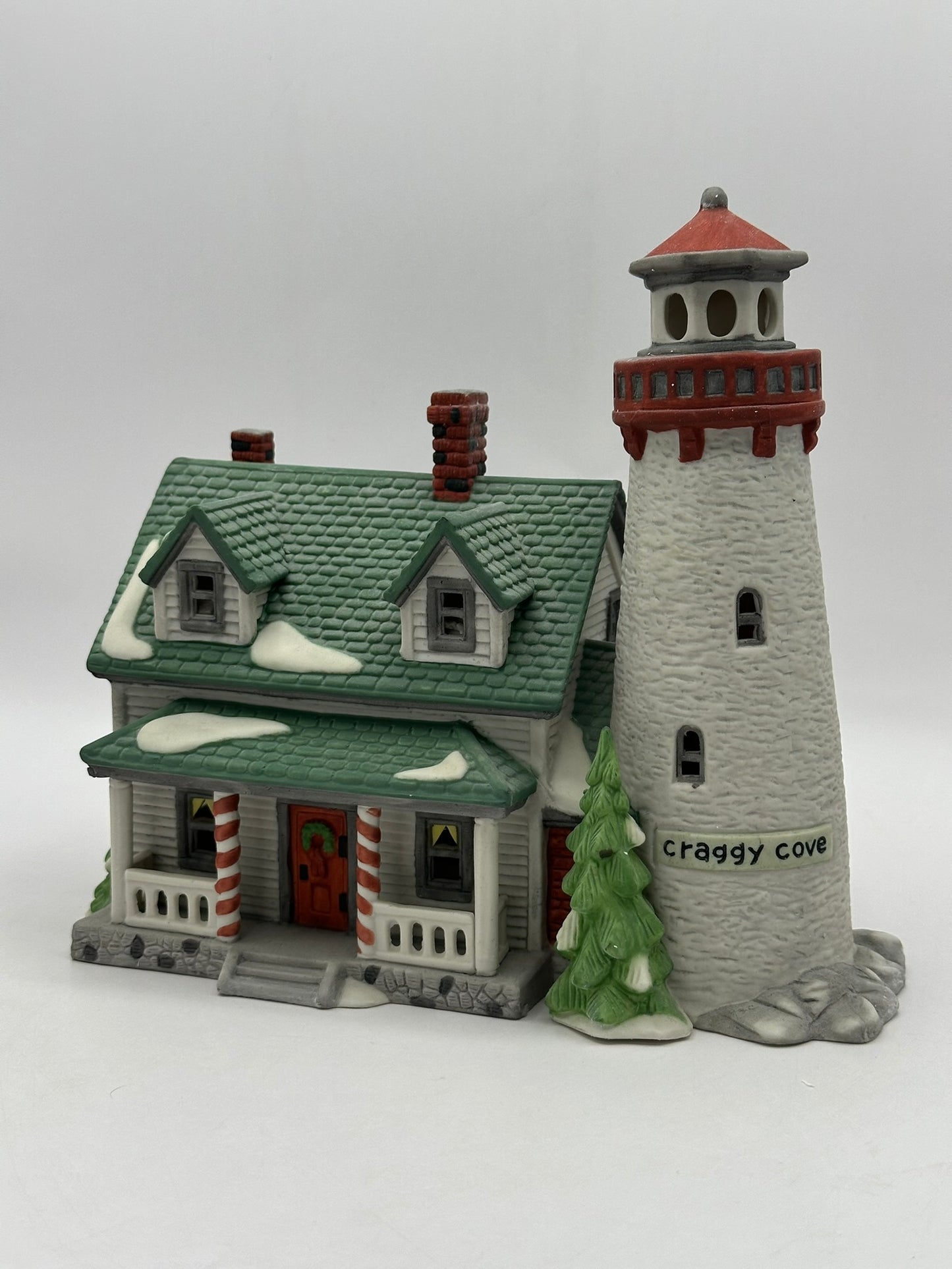 Department 56 - Craggy Cove Lighthouse - New England Village