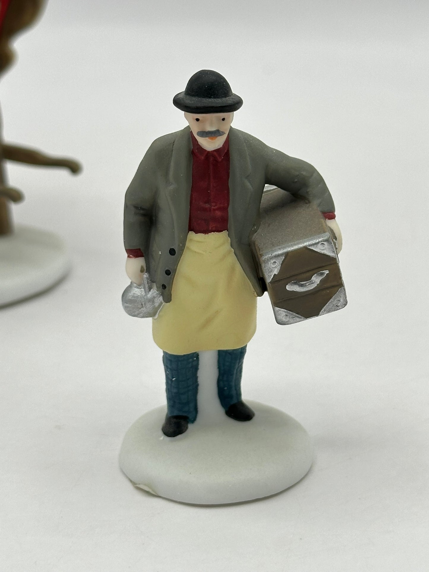 Department 56 - Town Tinker - New England Village