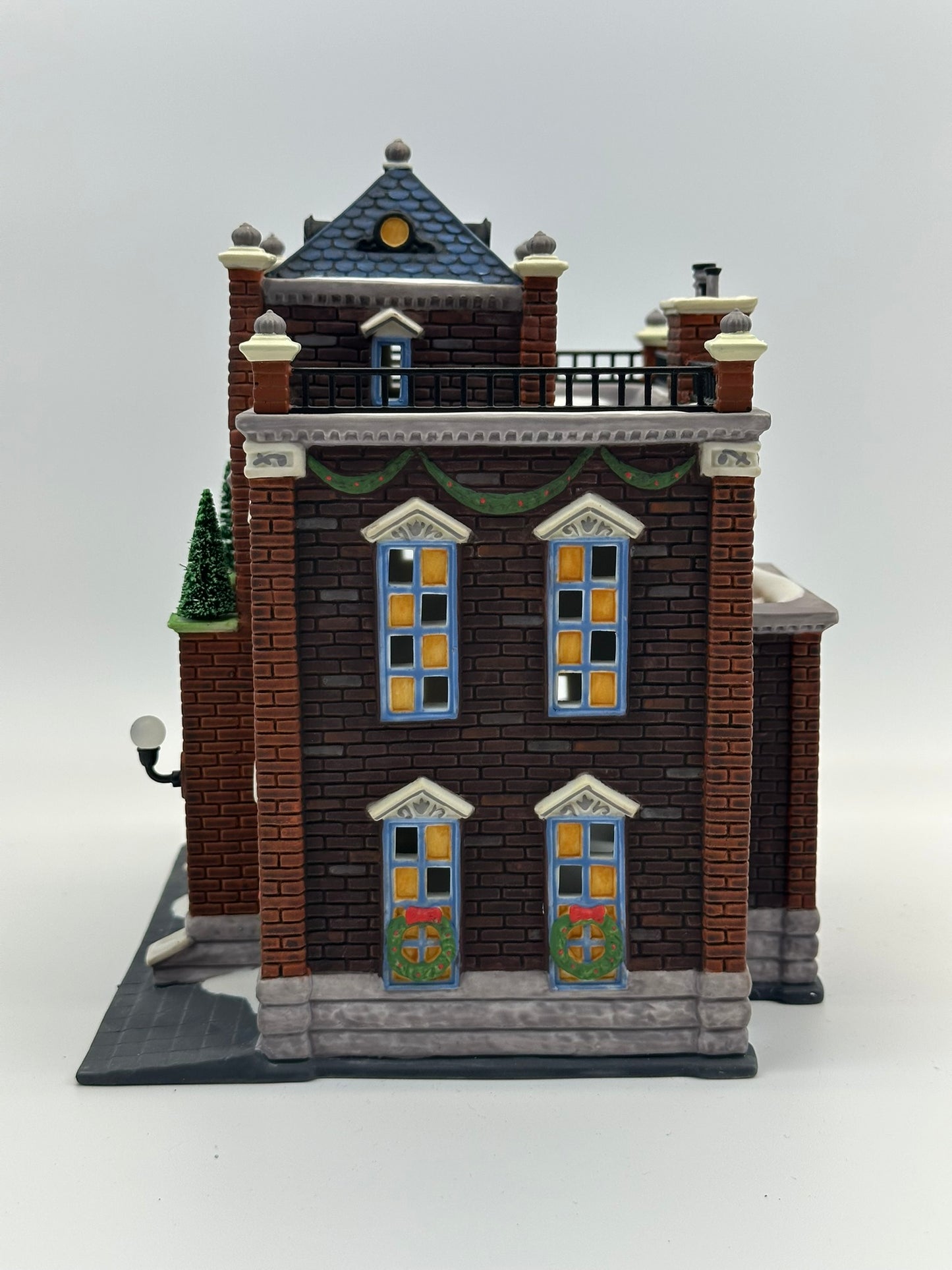 Department 56 - Precinct 25 Police Station - Christmas in the City