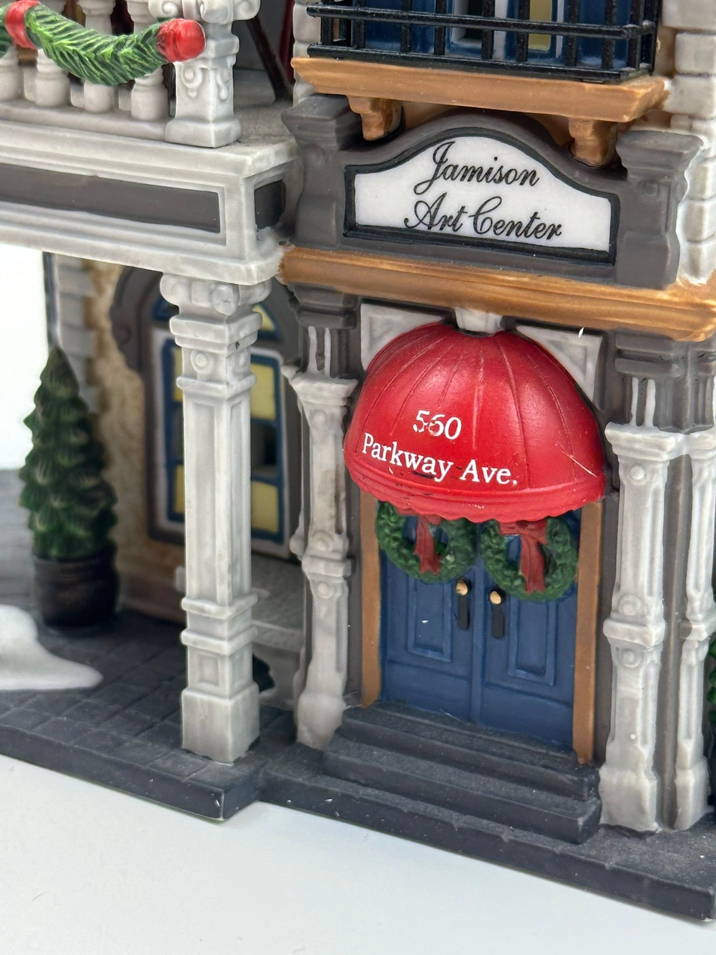 Department 56 - Jamison Art Center - Christmas in the City
