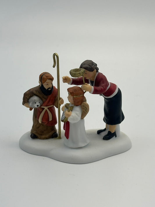 Department 56 - Christmas Pageant Dress Rehearsal - Christmas in the City