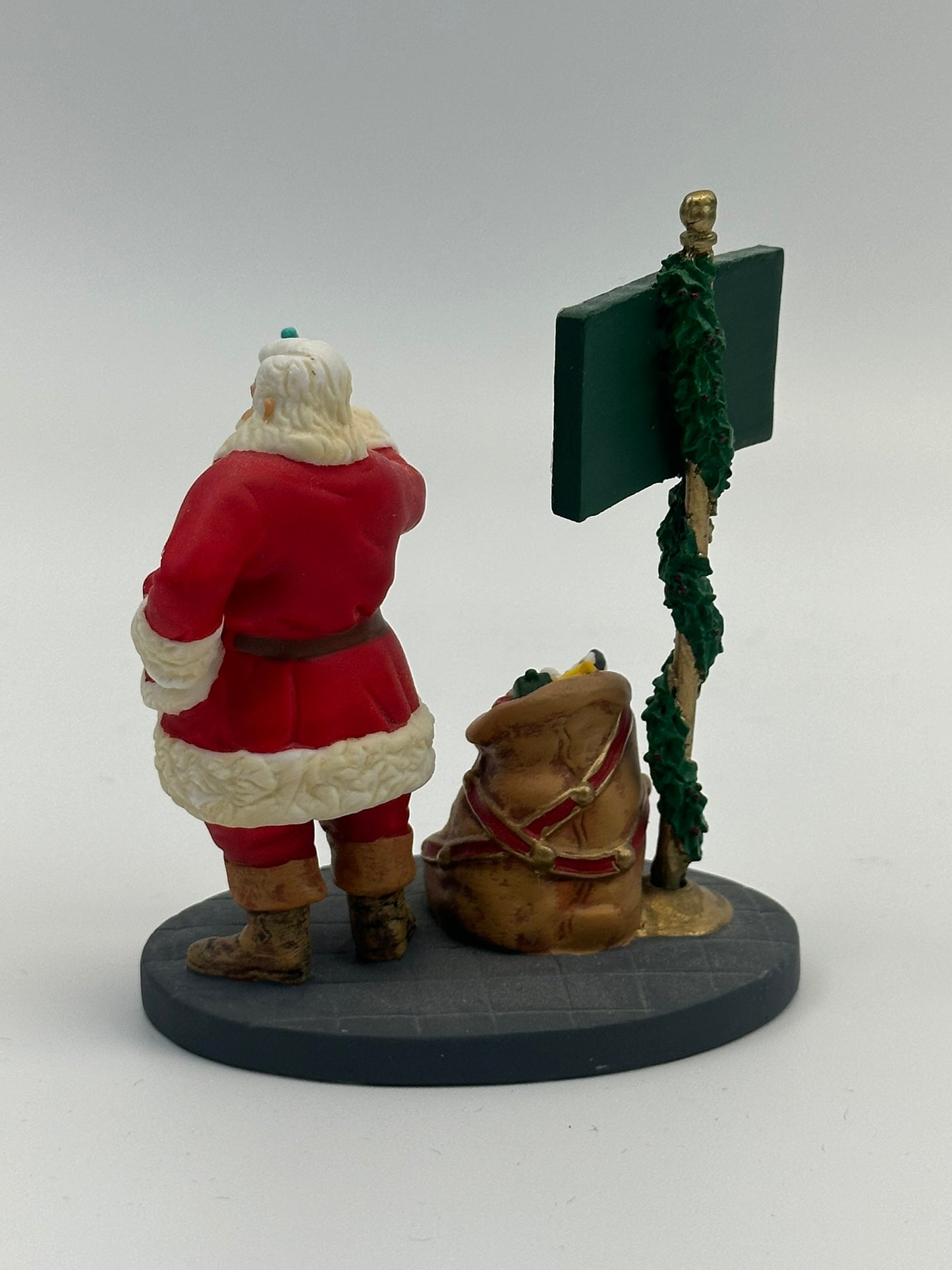 Department 56 - A Coke For Santa - Christmas in the City