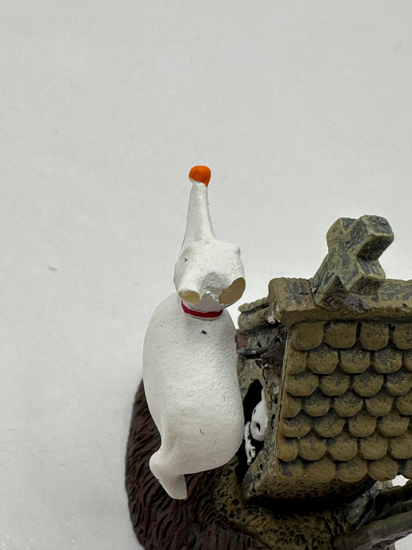 Department 56 - Zero And His Dog House - The Nightmare Before Christmas