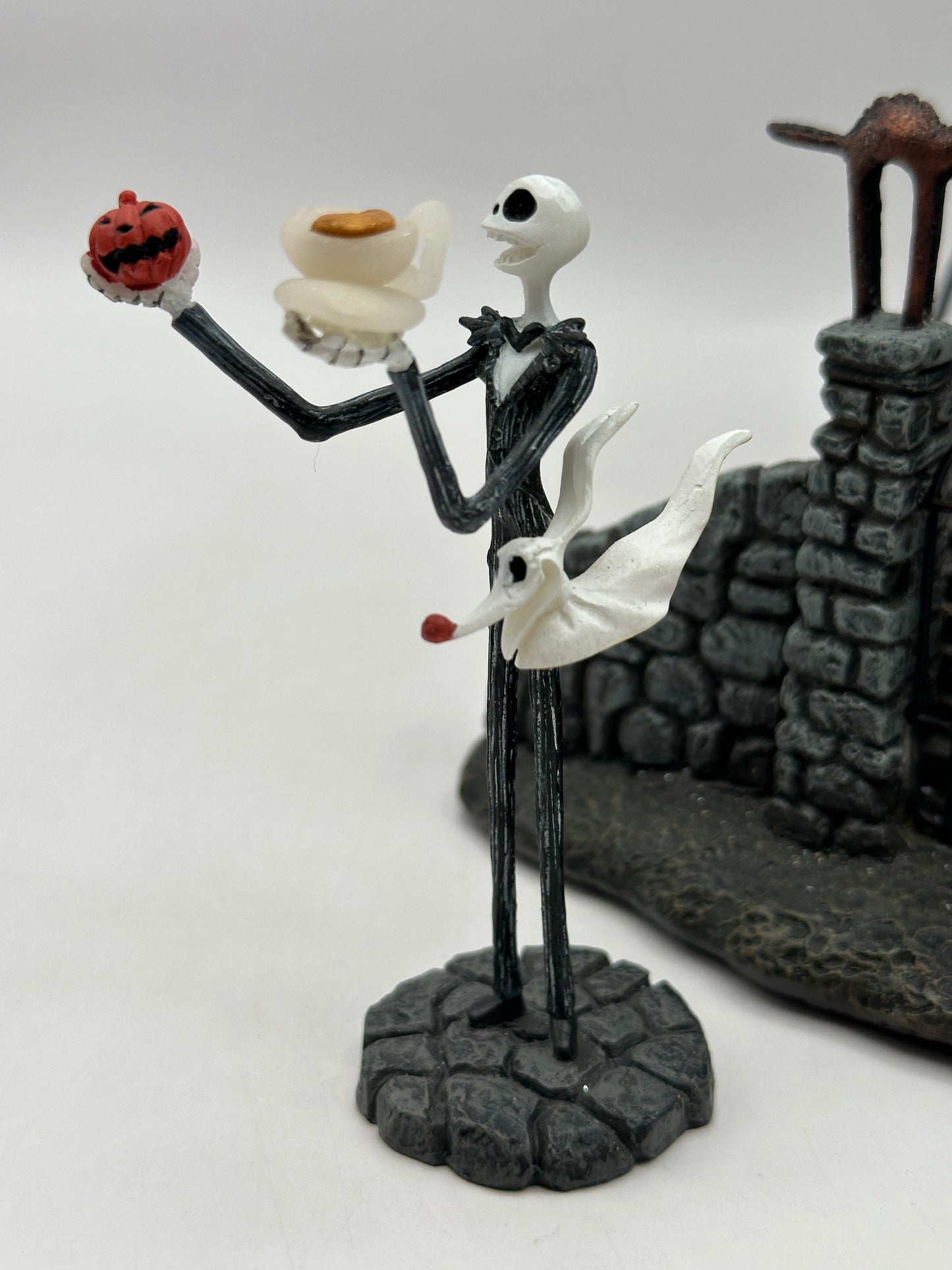 Department 56 - Jack Skellington's House - The Nightmare Before Christmas