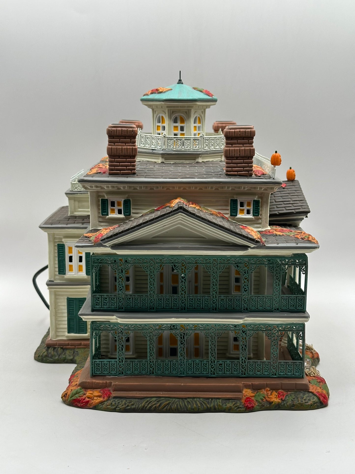 Department 56 - Disneyland Haunted Mansion (Porcelain Edition)