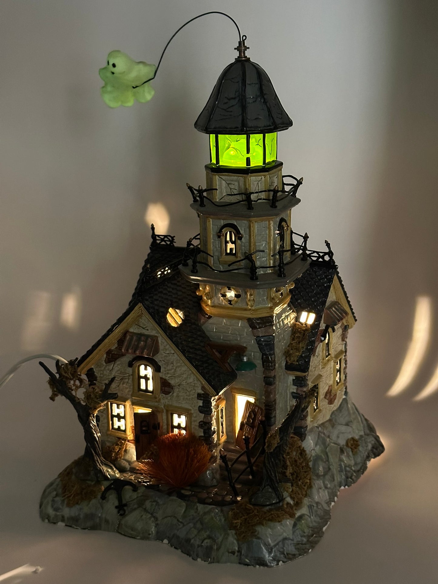 Department 56 - Shipwreck Lighthouse - Snow Village Halloween
