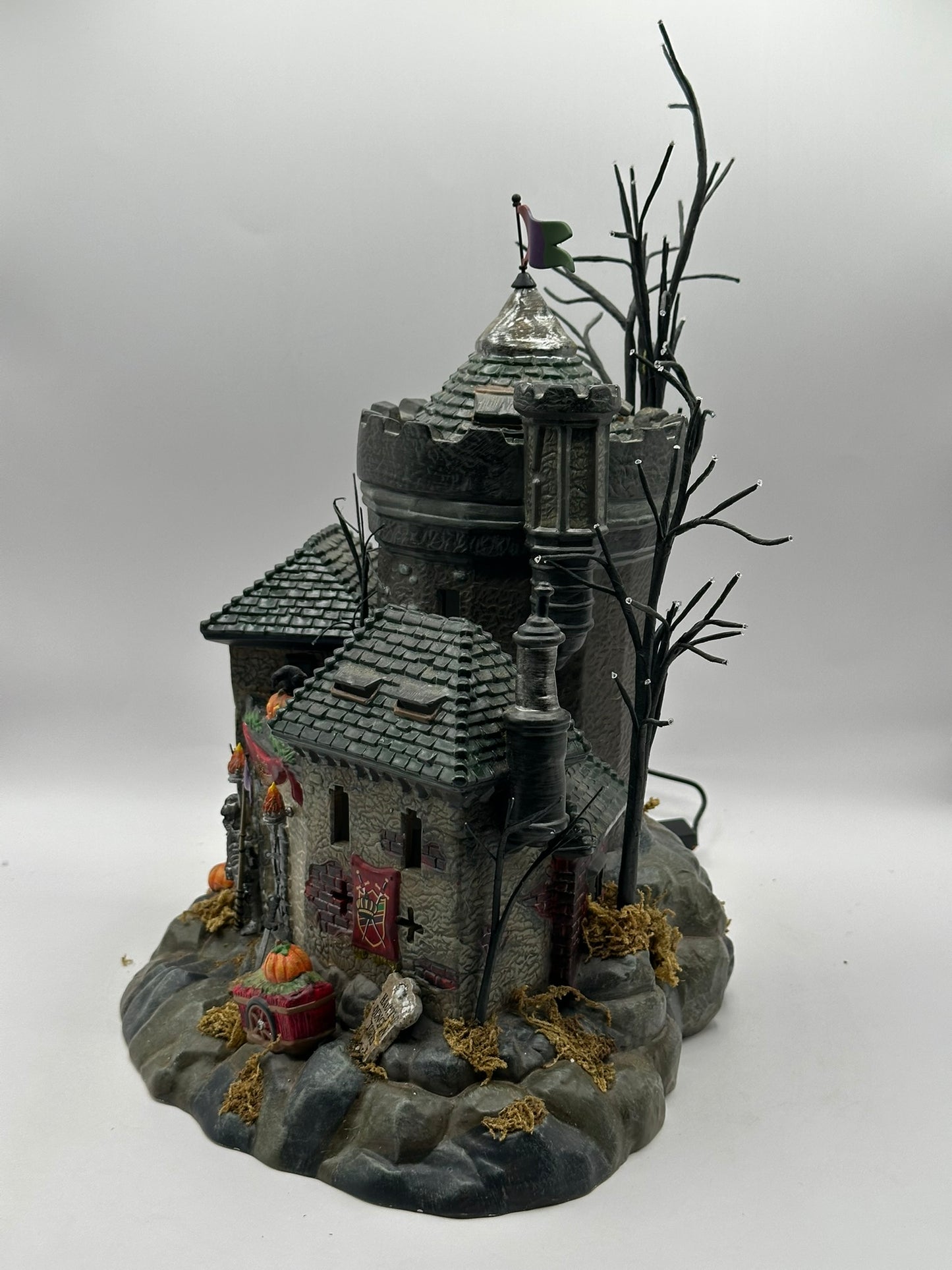 Department 56 - Castle Blackstone - Snow Village Halloween
