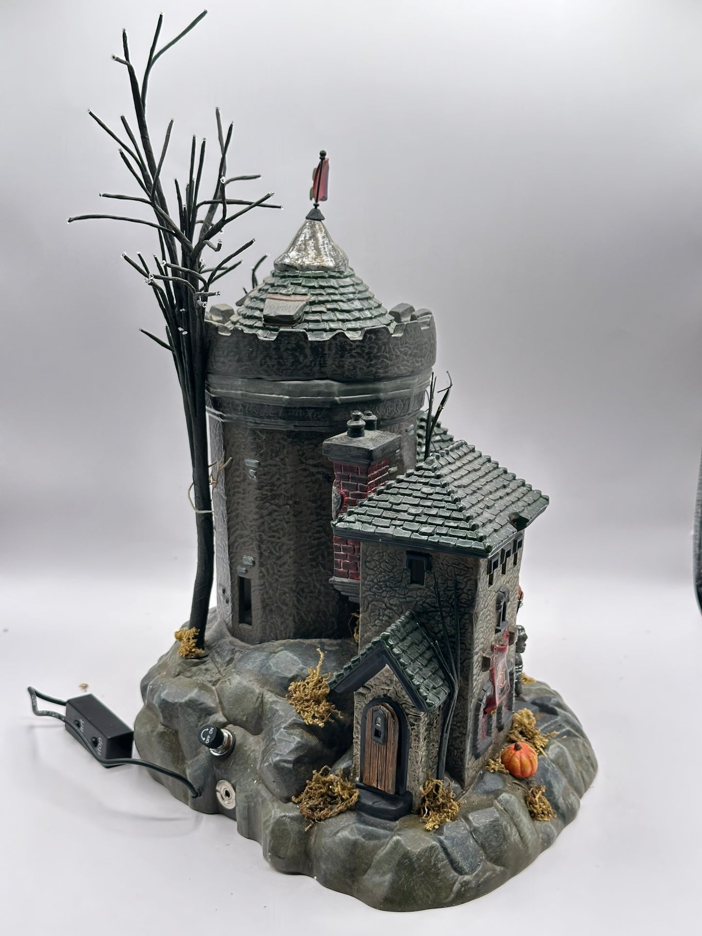 Department 56 - Castle Blackstone - Snow Village Halloween
