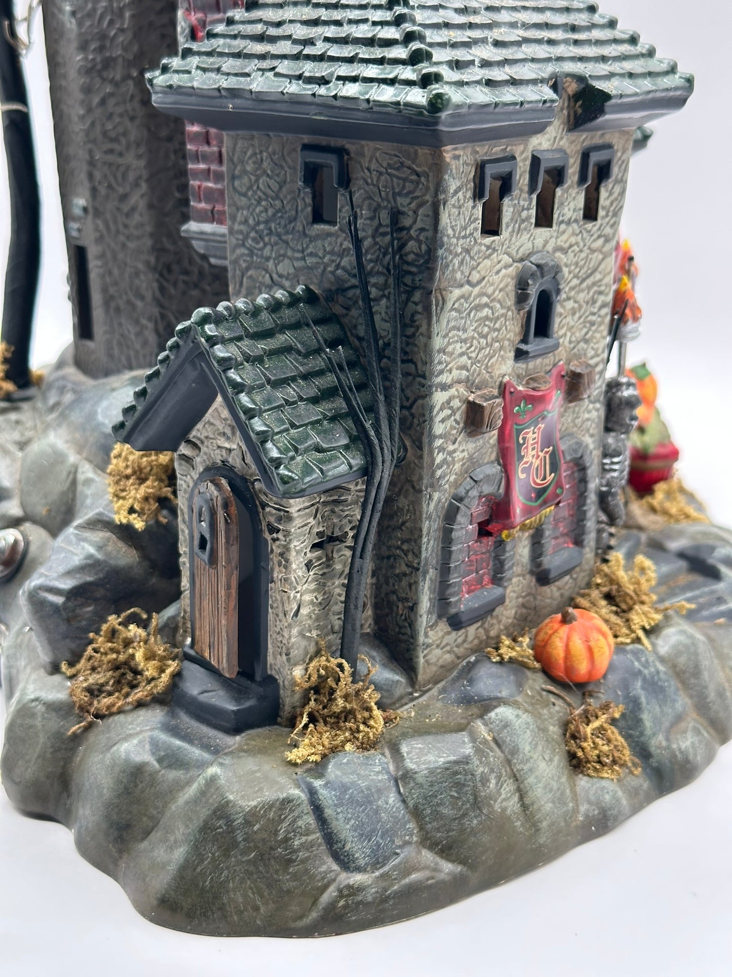 Department 56 - Castle Blackstone - Snow Village Halloween