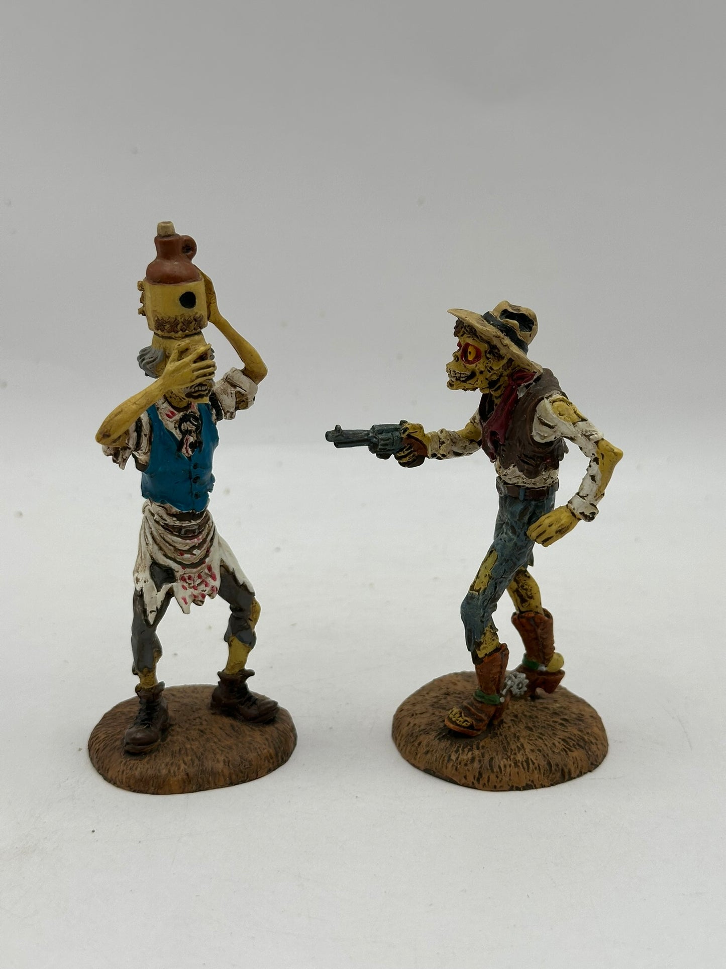 Department 56 - Hold Still... - Snow Village Halloween