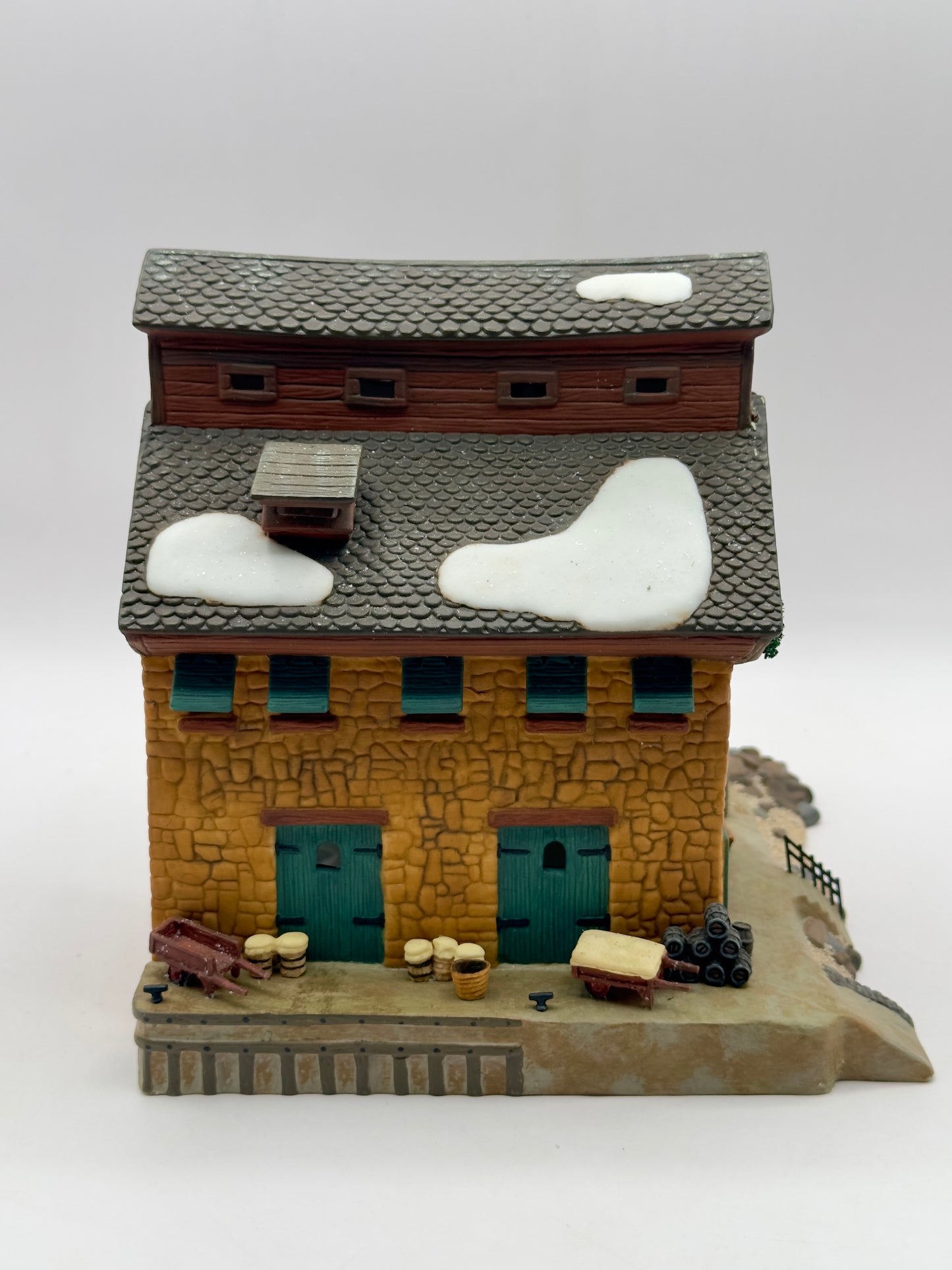 Department 56 - North Eastern Sea Fisheries Ltd. - Dickens’ Village