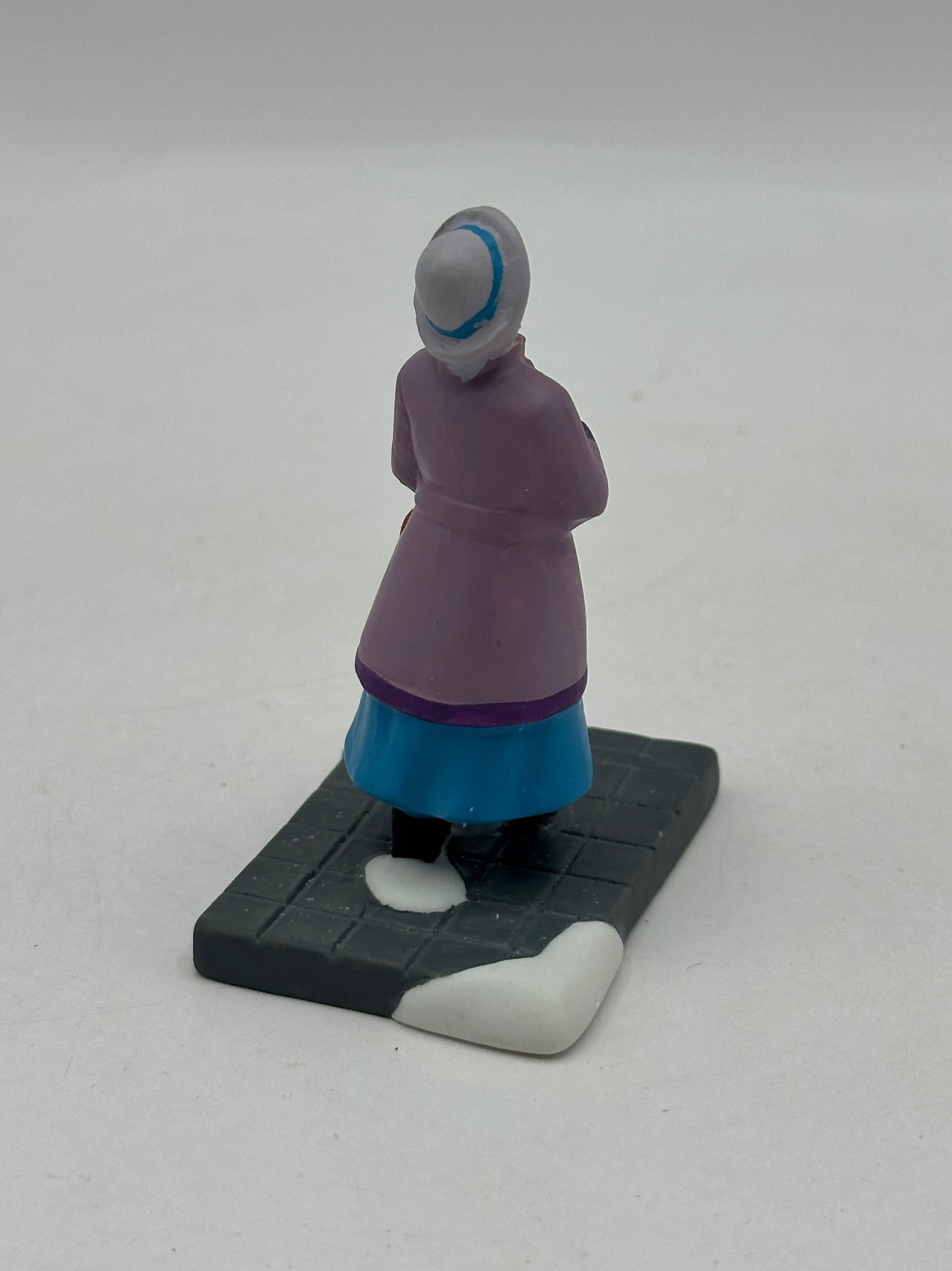 Department 56 - A Woman's Best Friend - Christmas in the City