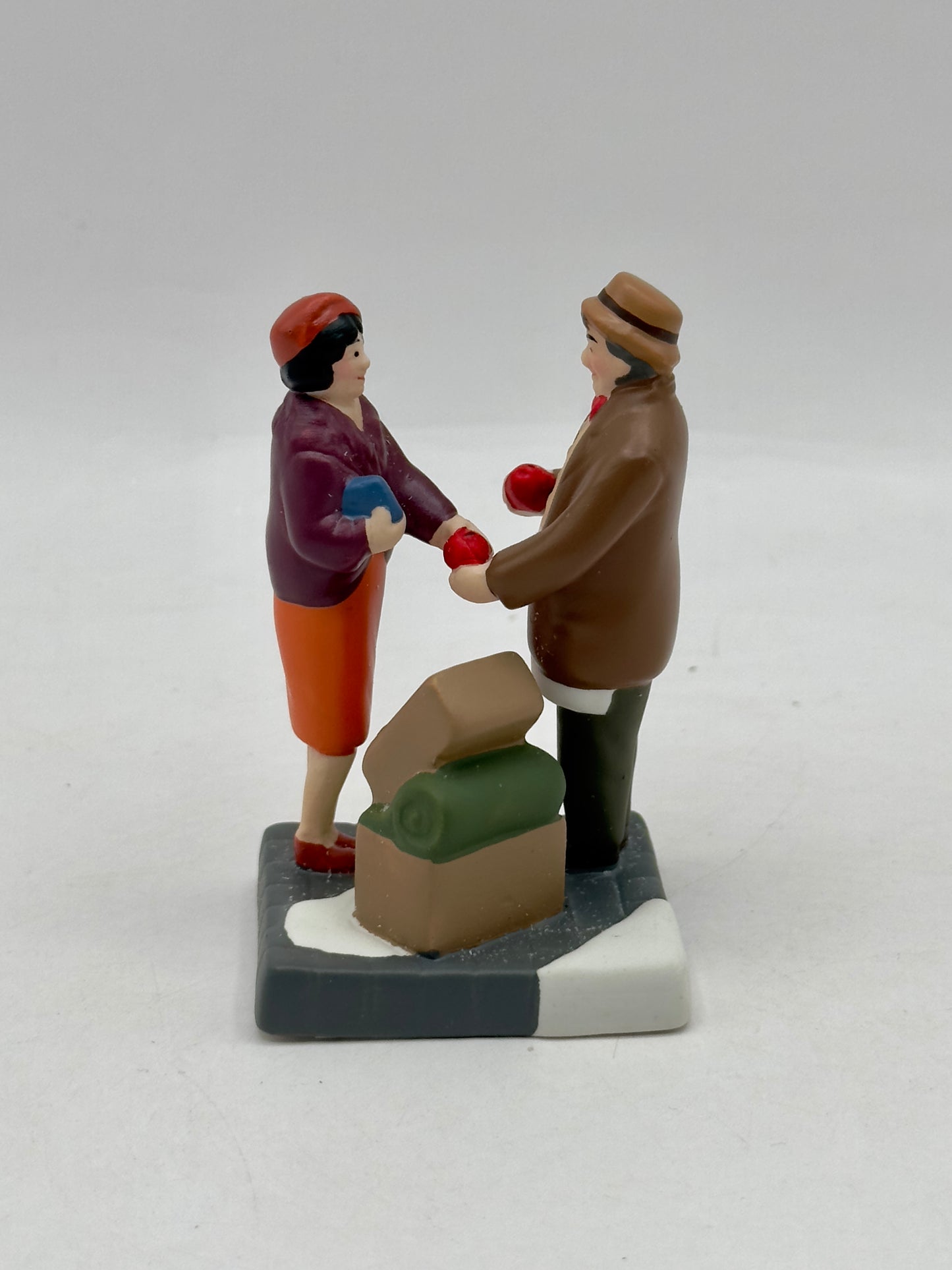 Department 56 - City Apple Vendor - Christmas in the City