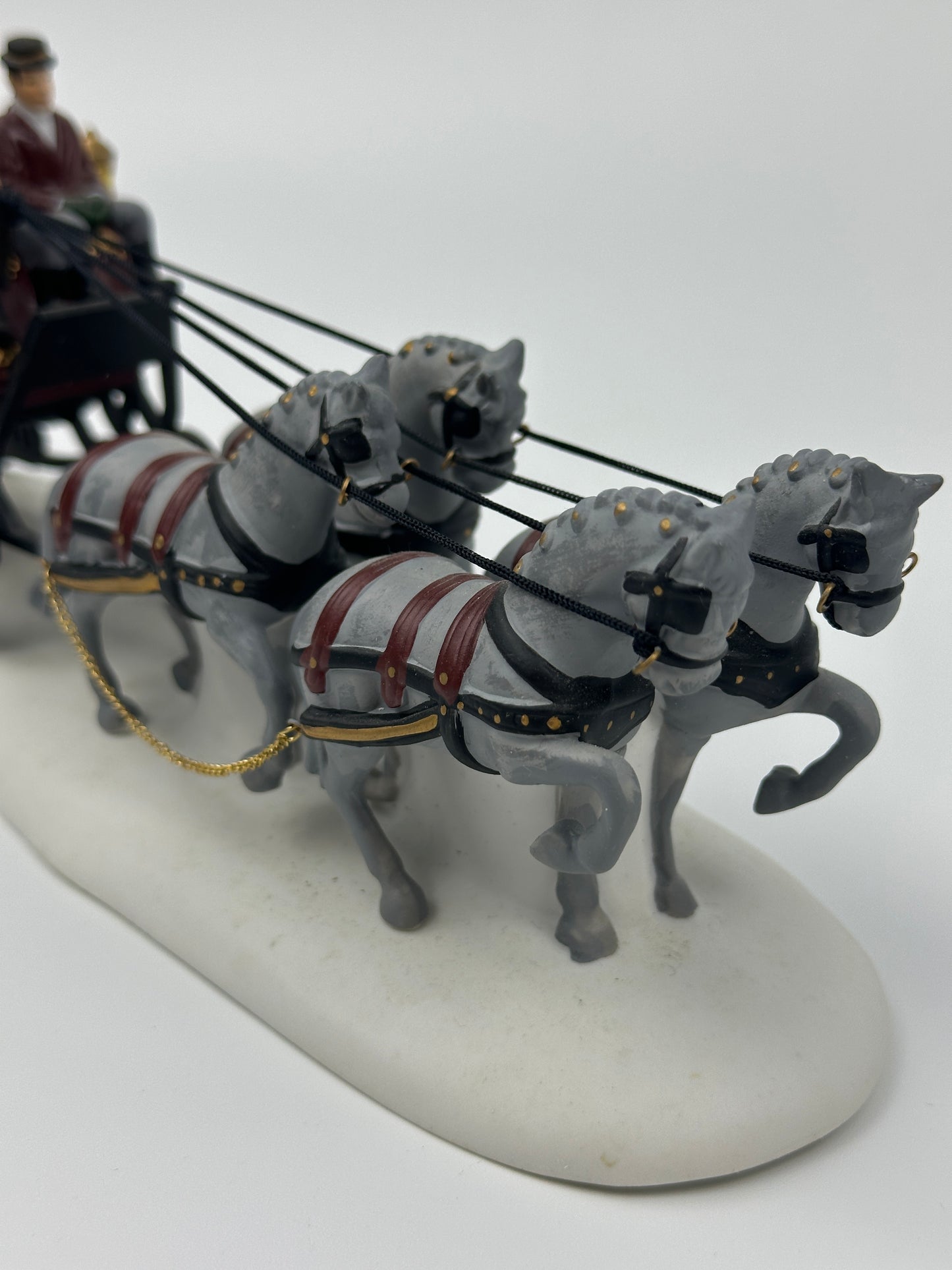 Department 56 - Royal Coach - Dickens' Village