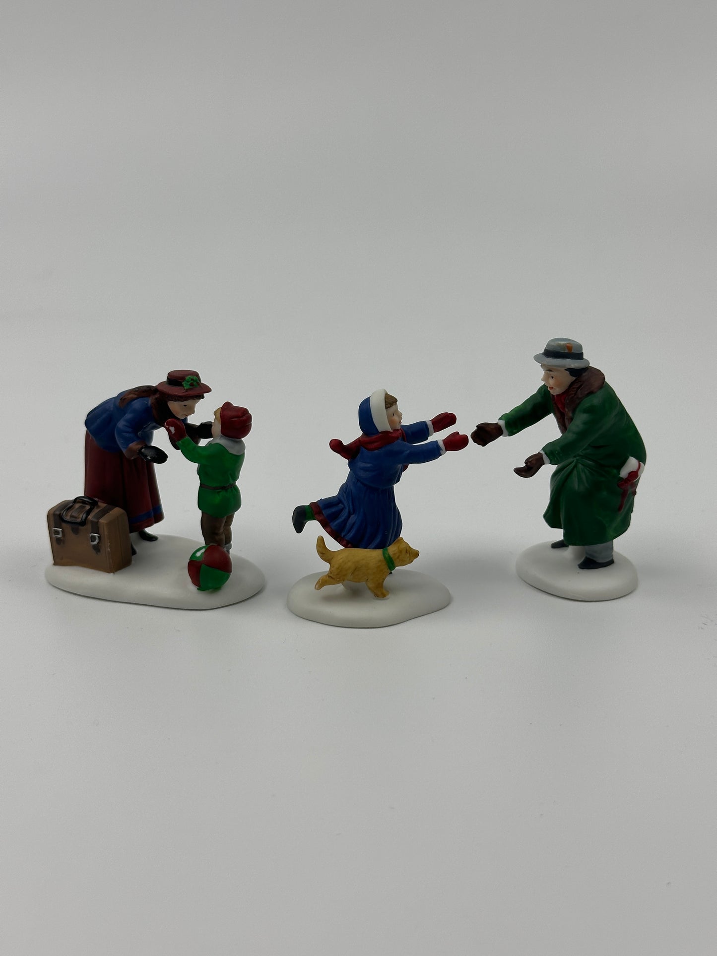 Department 56 - Welcome Home - Christmas in the City