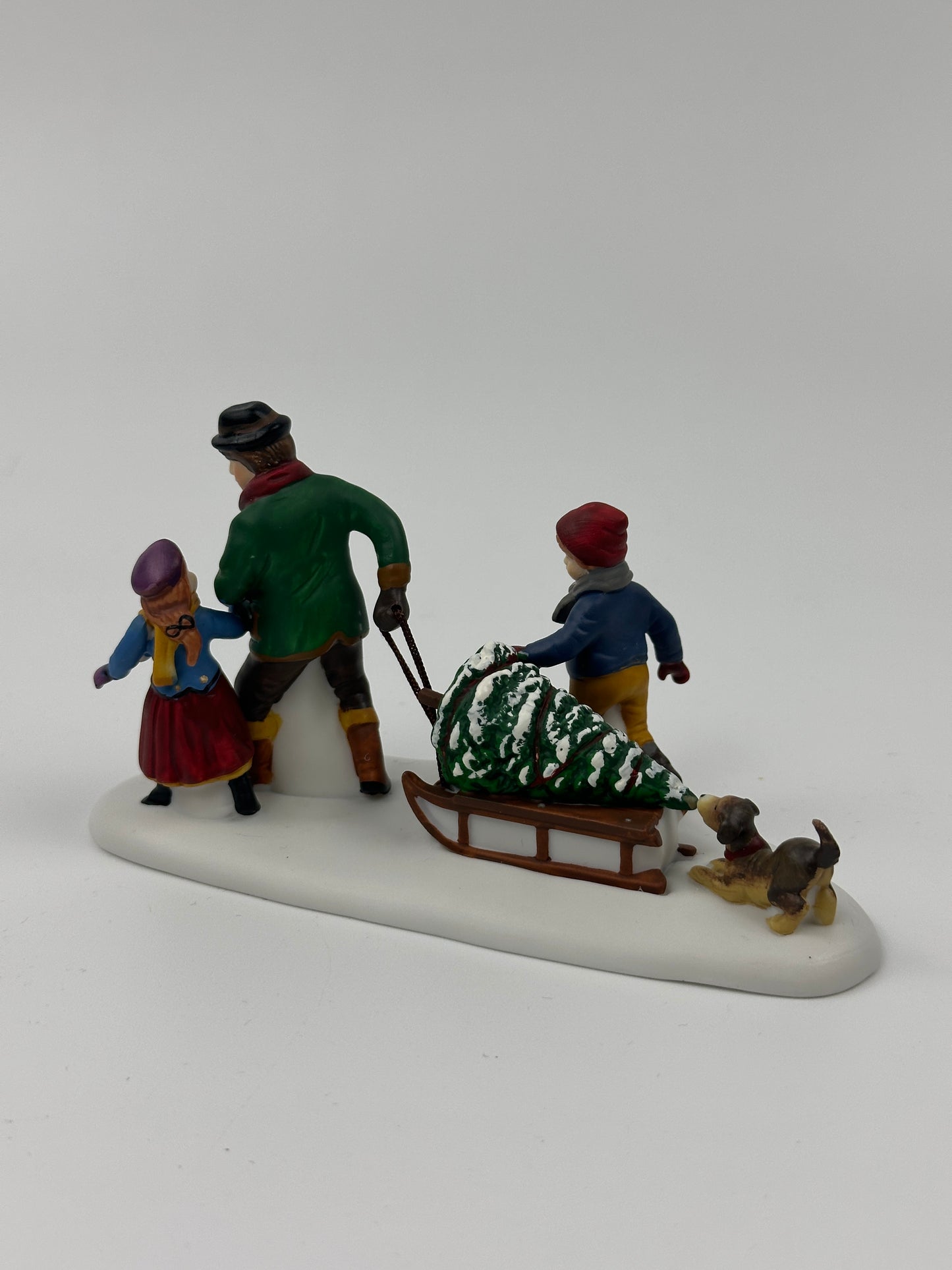 Department 56 - The Family Tree - Christmas in the City