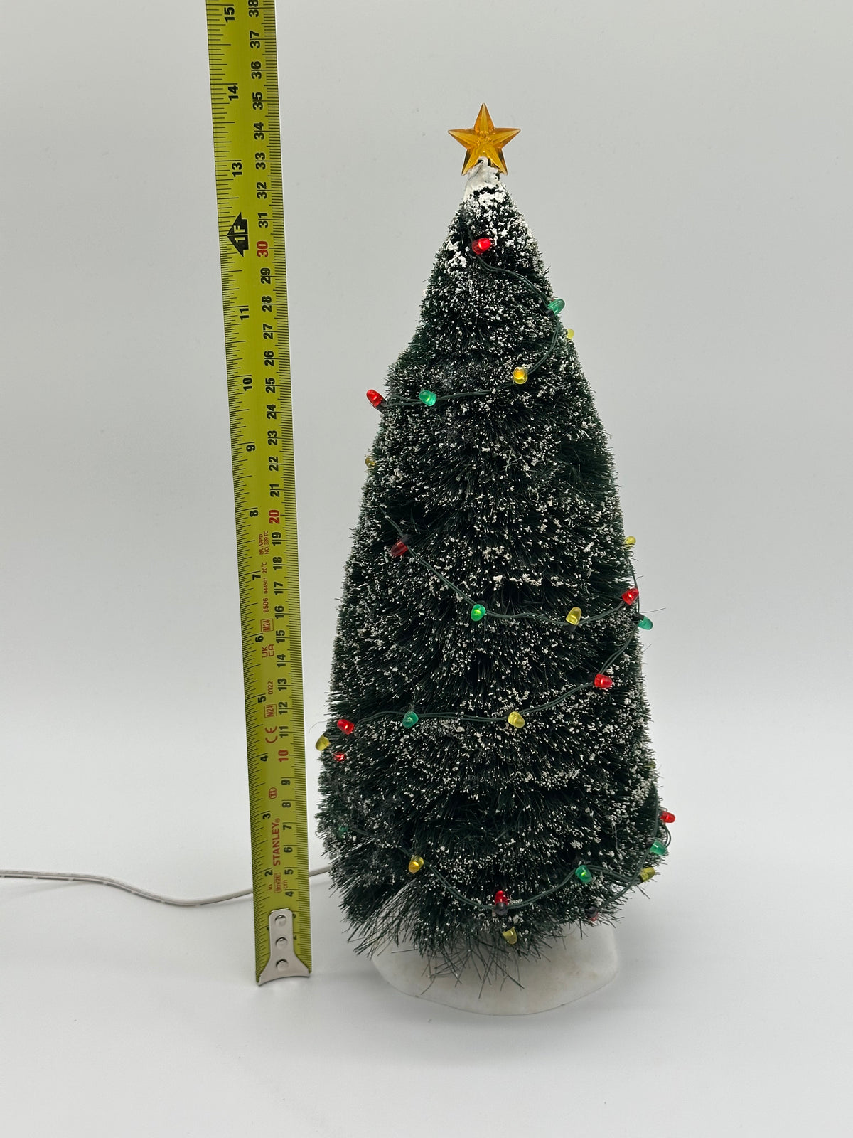 Department 56 - Village Lighted Town Tree - Village Accessories