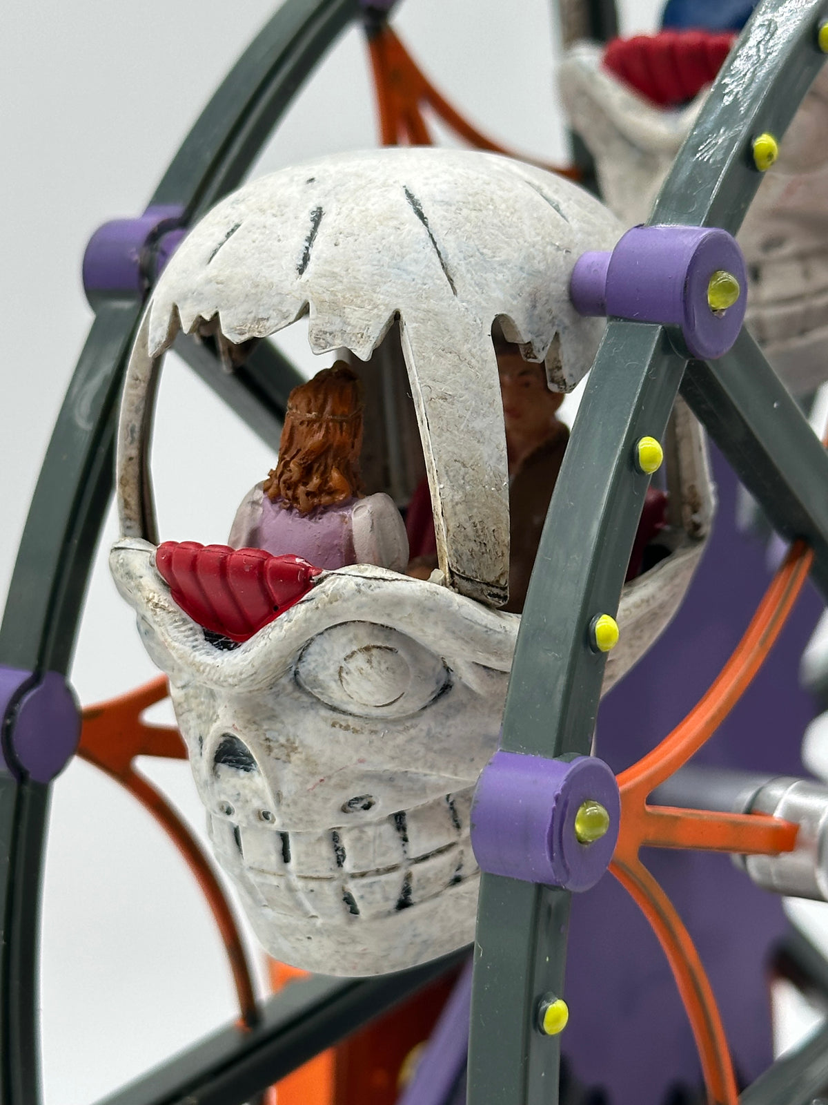 Lemax Spooky Town - The Wheel of Horror