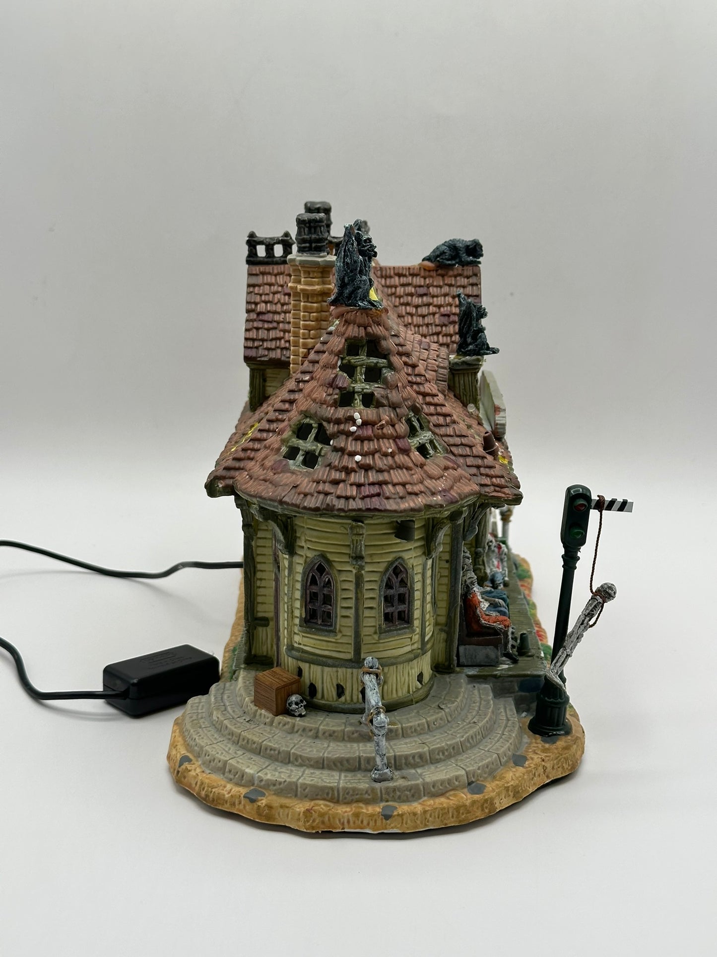 Lemax Spooky Town - Phantom Station