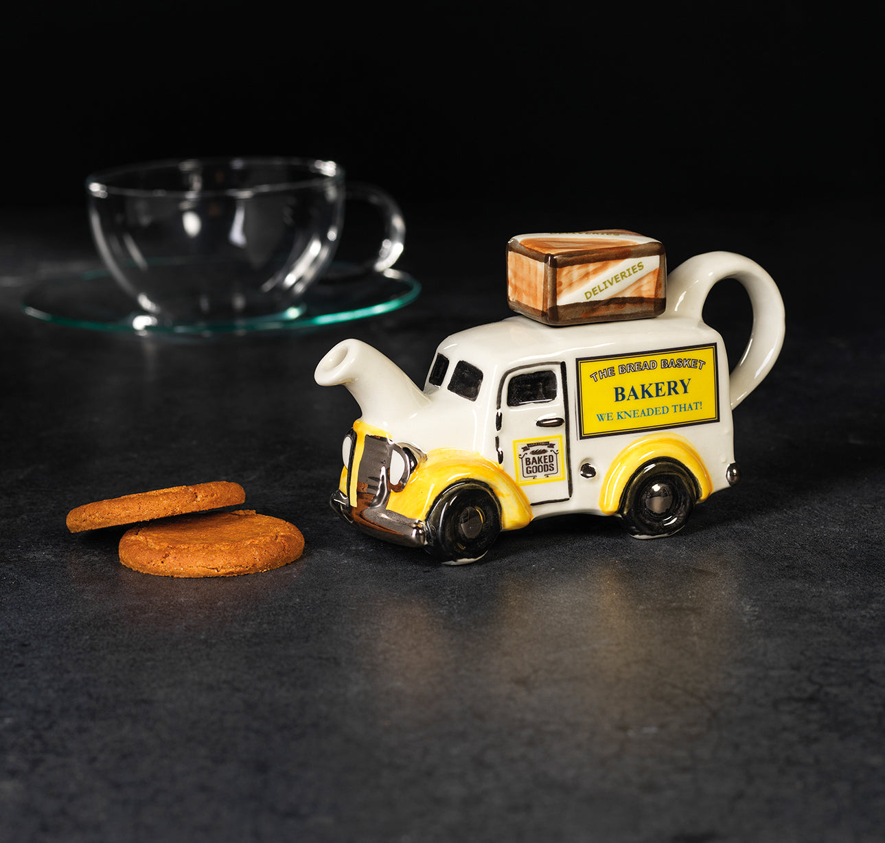 Carters of Suffolk - One Cup Bakers Van  - Handmade Teapot