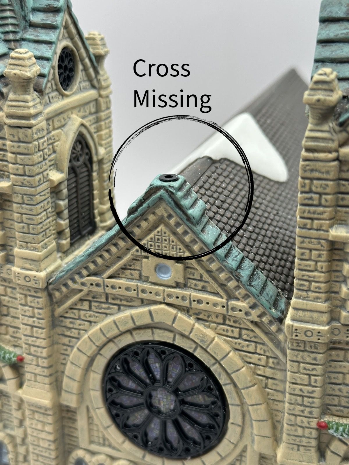 Department 56 - St. Thomas Cathedral - Christmas in the City