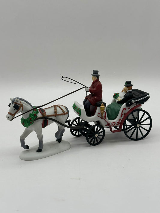 Department 56 - A Carriage Ride For The Bride - Christmas in the City